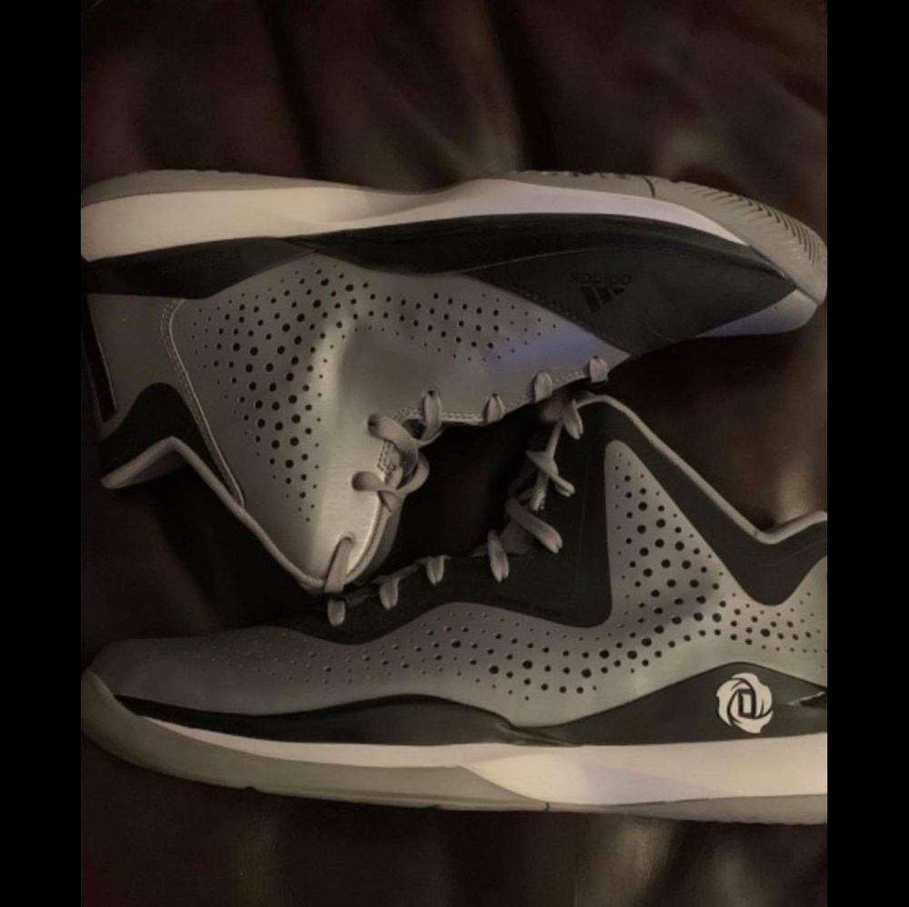 Adidas Derrick Rose 773